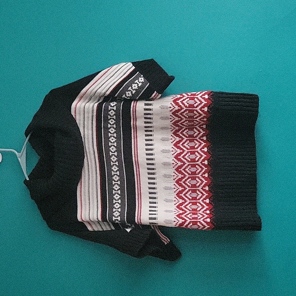 Women's sweater